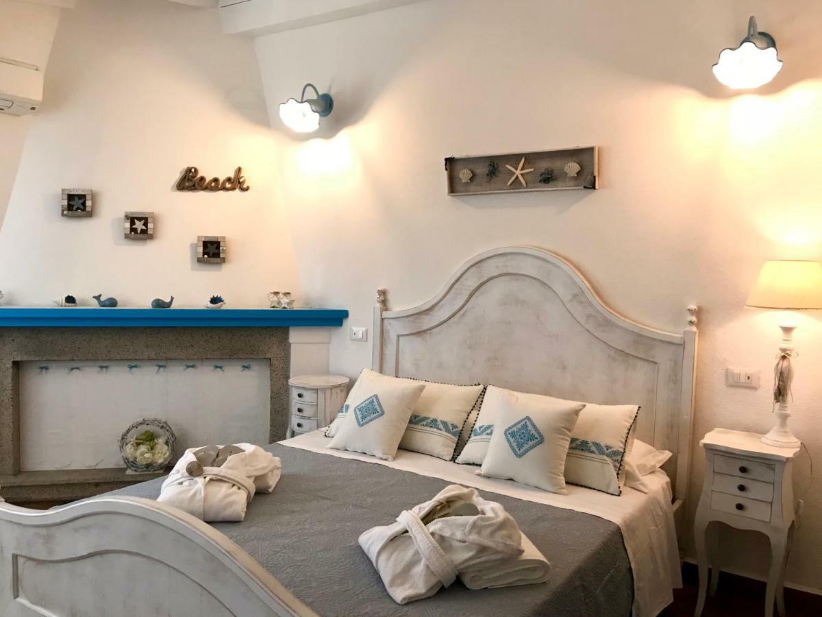 Palmasera Charming Rooms Cala Gonone Eksteriør billede
